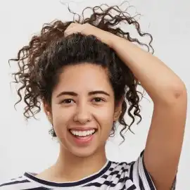 Cabello con frizz